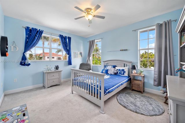 2310 Bayview Ln, North Miami, FL 33181
