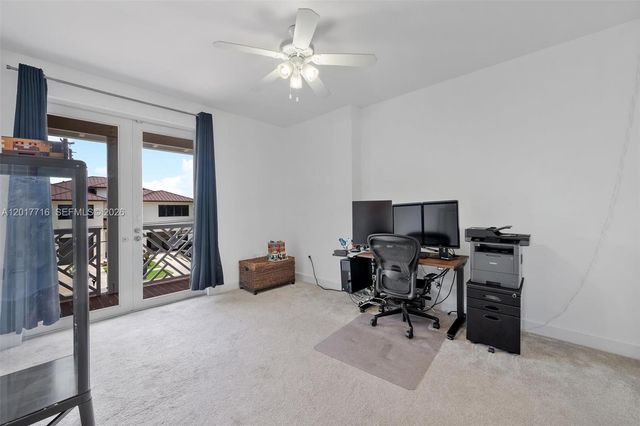 2310 Bayview Ln, North Miami, FL 33181