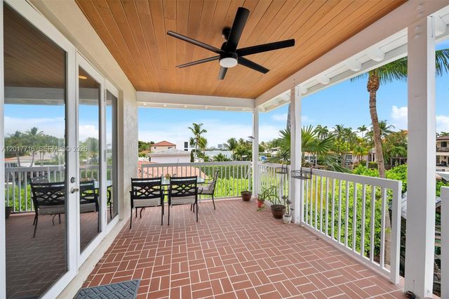 2310 Bayview Ln, North Miami, FL 33181