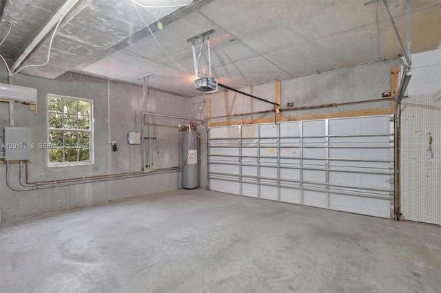 2310 Bayview Ln, North Miami, FL 33181