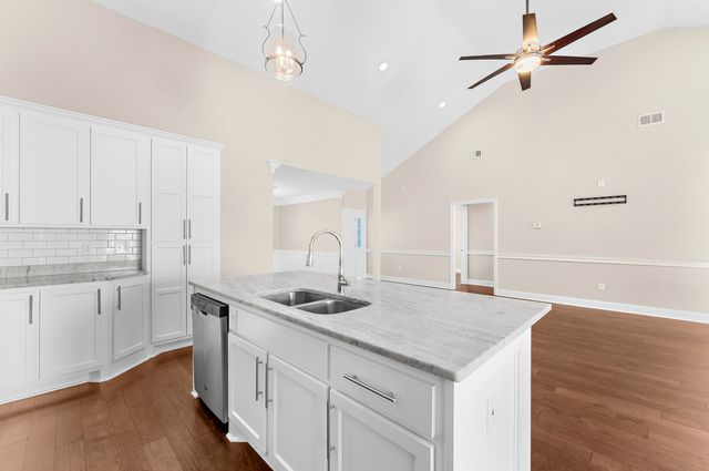 121 Edisto Dane Lane, Ridgeville, SC 29472