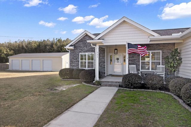 121 Edisto Dane Lane, Ridgeville, SC 29472