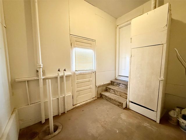4415 W 1st Street, Tulsa, OK 74127