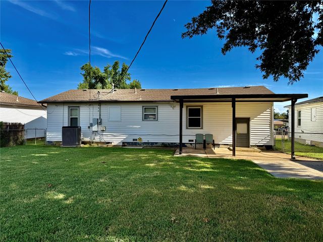 4415 W 1st Street, Tulsa, OK 74127
