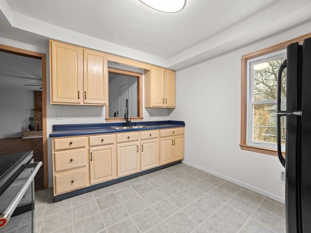 1113 North Street, Beloit, WI 53511