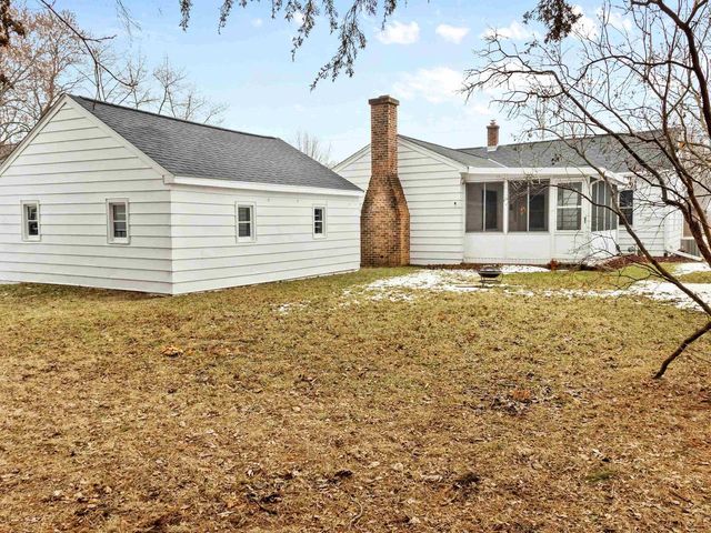 1113 North Street, Beloit, WI 53511