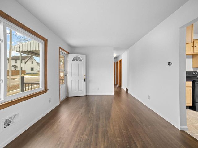 1113 North Street, Beloit, WI 53511