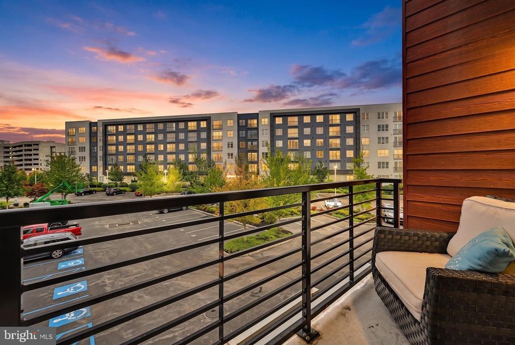 575 S GODDARD BLVD #211, KING OF PRUSSIA, PA 19406 — exterior
