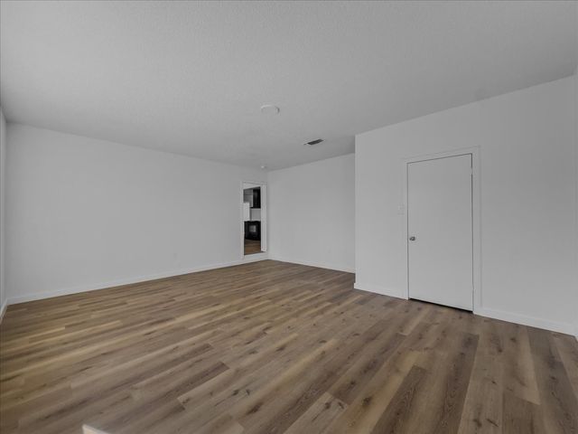 1236 Harrison Lane, Hurst, TX 76053