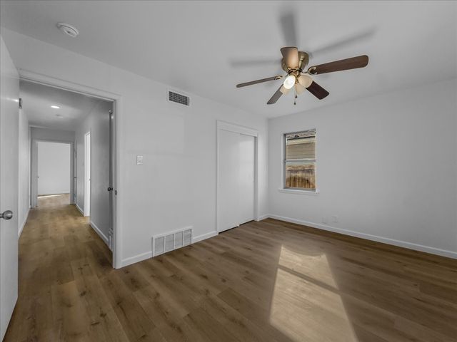 1236 Harrison Lane, Hurst, TX 76053