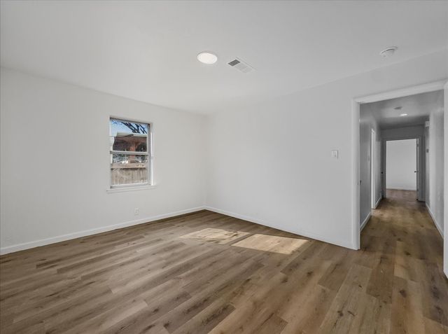 1236 Harrison Lane, Hurst, TX 76053