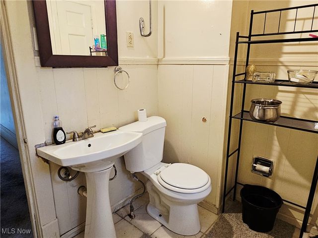 14615 Westropp Avenue, Cleveland, OH 44110