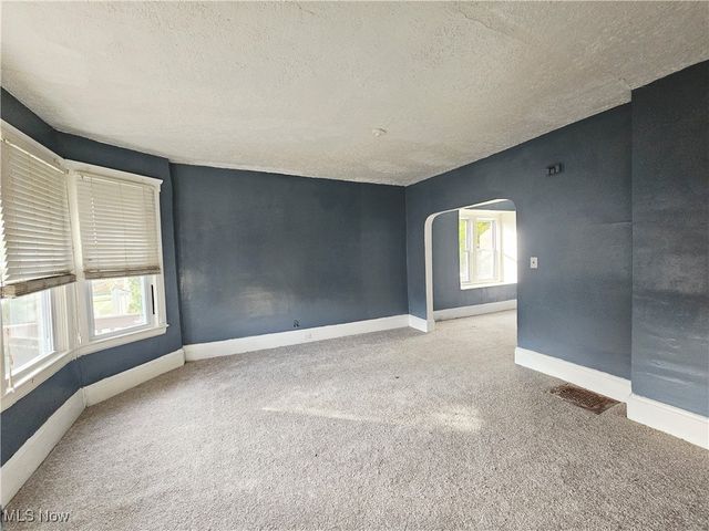 14615 Westropp Avenue, Cleveland, OH 44110