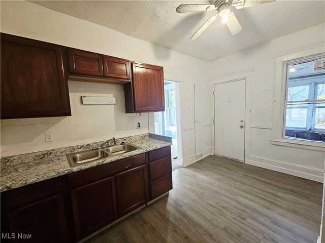 14615 Westropp Avenue, Cleveland, OH 44110