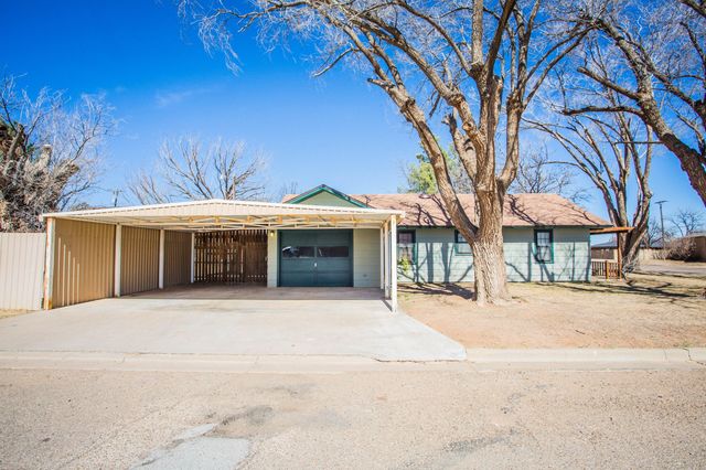 312 Avenue D, Olton, TX 79064