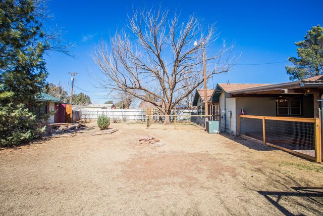 312 Avenue D, Olton, TX 79064