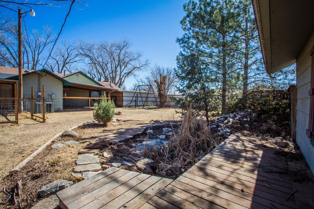 312 Avenue D, Olton, TX 79064