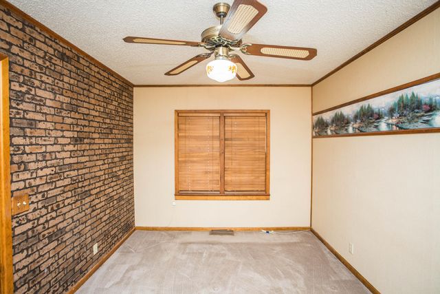 312 Avenue D, Olton, TX 79064