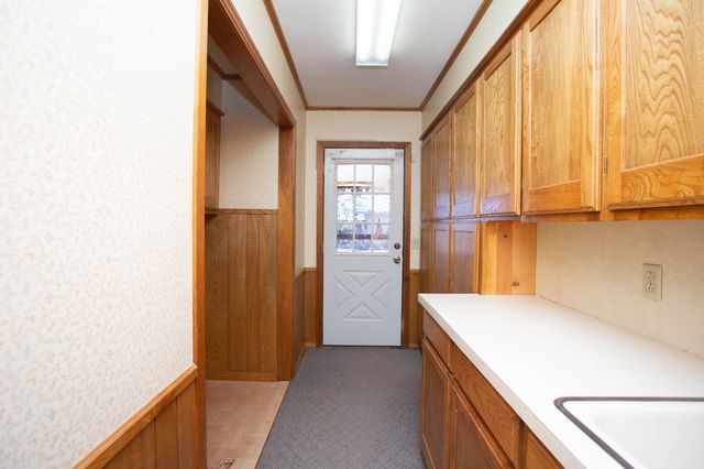 312 Avenue D, Olton, TX 79064