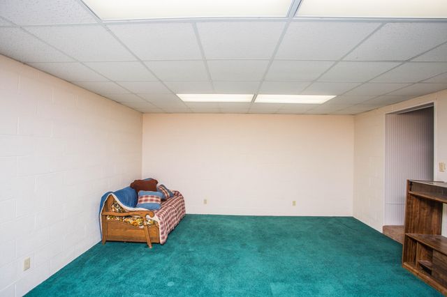 312 Avenue D, Olton, TX 79064