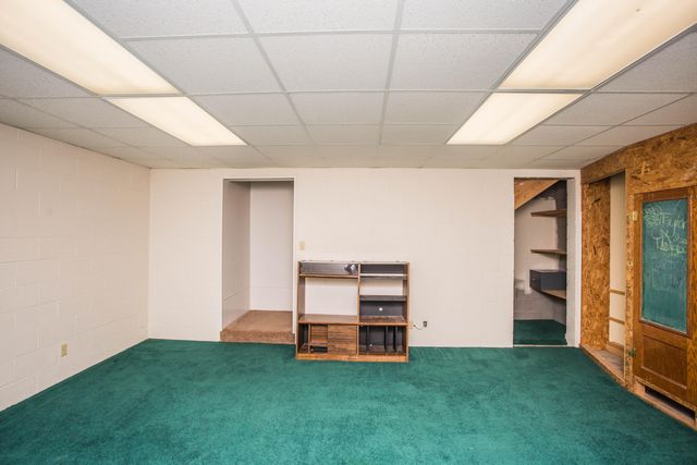 312 Avenue D, Olton, TX 79064