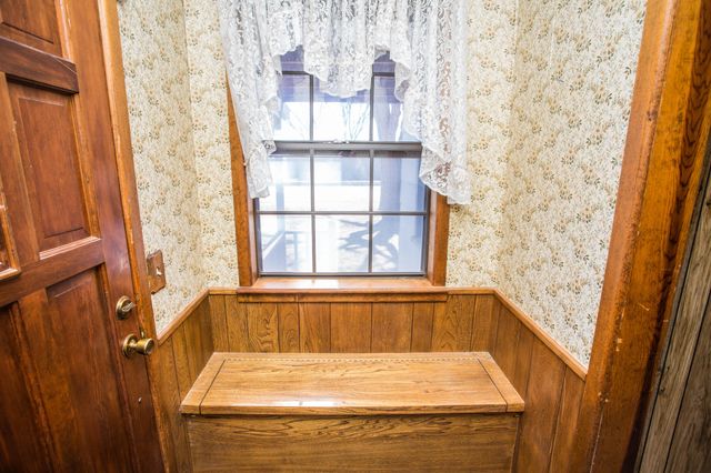 312 Avenue D, Olton, TX 79064