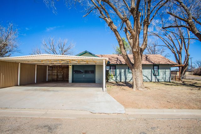 312 Avenue D, Olton, TX 79064