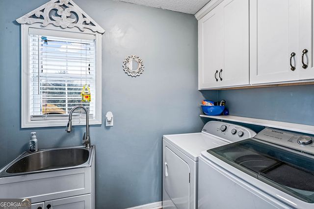 1112 Sutton Drive, Mcdonough, GA 30252