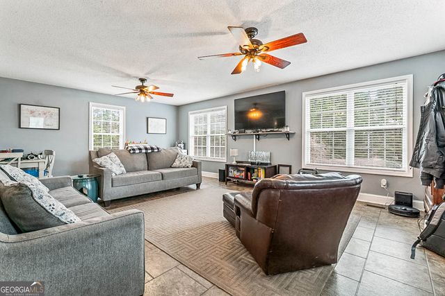 1112 Sutton Drive, Mcdonough, GA 30252