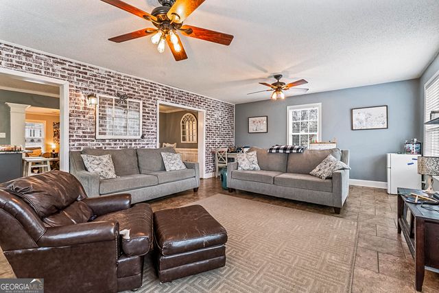 1112 Sutton Drive, Mcdonough, GA 30252