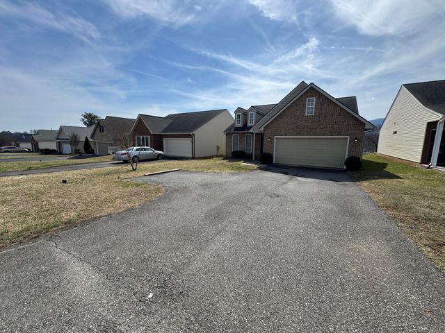 414 Kimball AVE, Salem, VA 24153