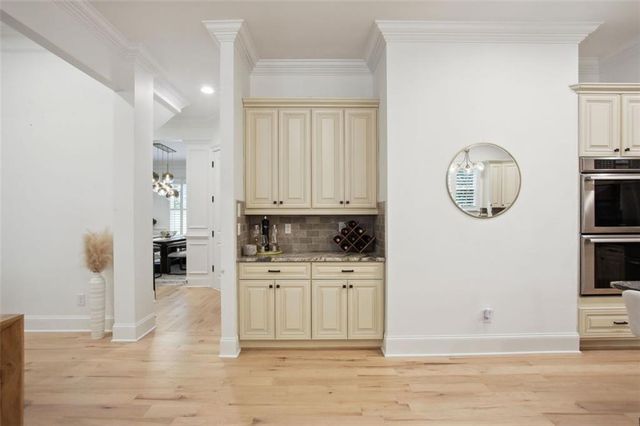 525 FOREST HILLS Drive, Atlanta, GA 30342