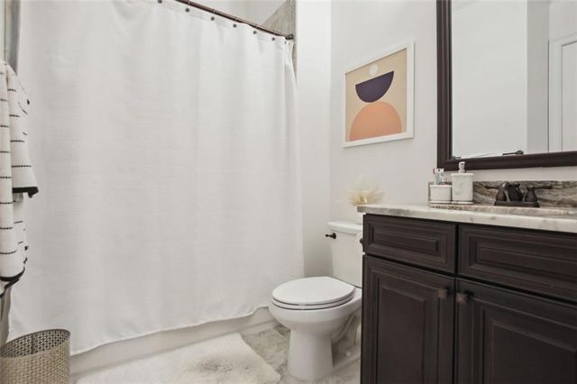 525 FOREST HILLS Drive, Atlanta, GA 30342