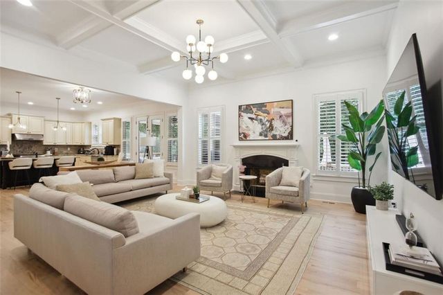 525 FOREST HILLS Drive, Atlanta, GA 30342