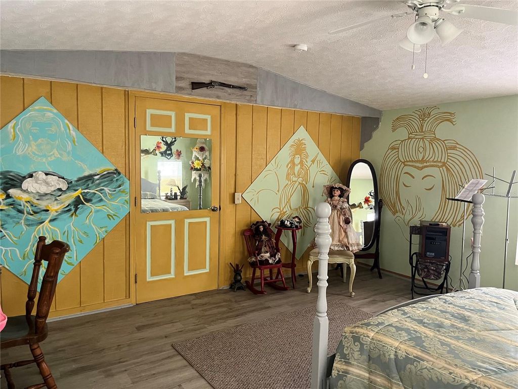 Image 25 of property listing at 5608 W COUNTY ROAD 240, Lake Butler, FL 32054