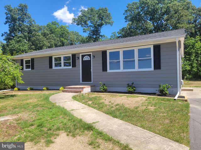 8202 W BUCKSHUTEM RD W, Millville, NJ 08332