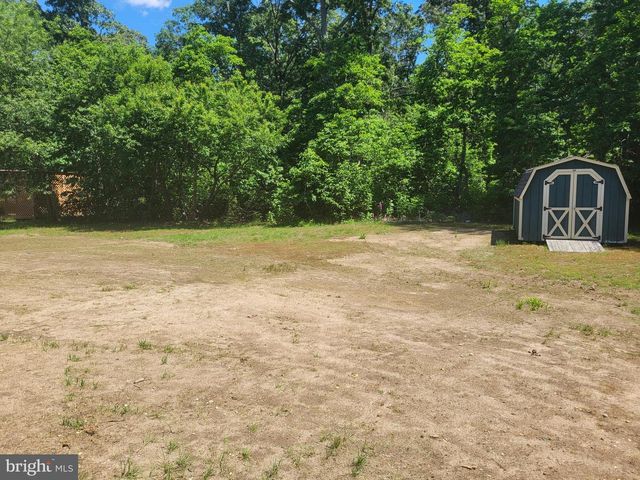 8202 W BUCKSHUTEM RD W, Millville, NJ 08332