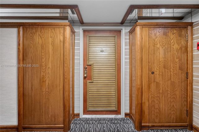 4000 Towerside Ter 1612, Miami, FL 33138