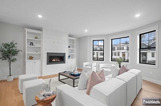 147 Central Avenue 19, Old Tappan, NJ 07675