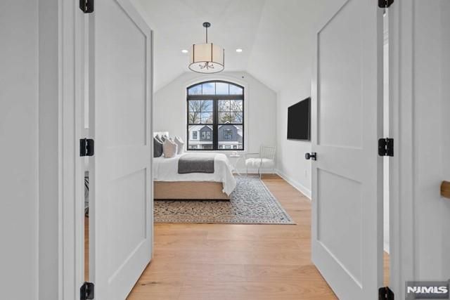 147 Central Avenue 19, Old Tappan, NJ 07675