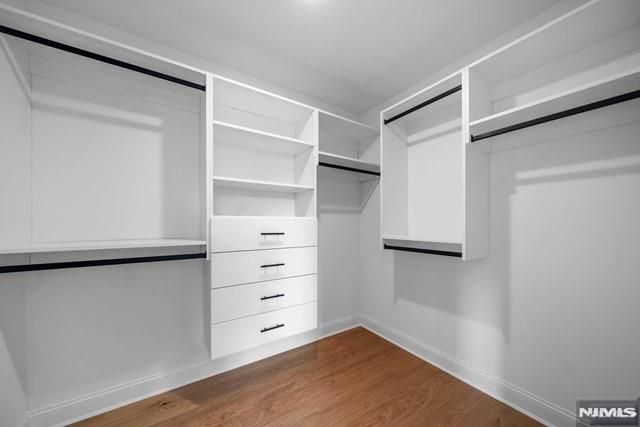 147 Central Avenue 19, Old Tappan, NJ 07675