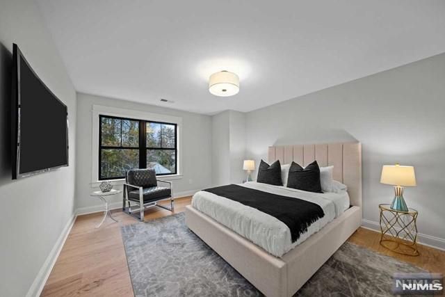 147 Central Avenue 19, Old Tappan, NJ 07675