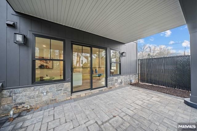 147 Central Avenue 19, Old Tappan, NJ 07675