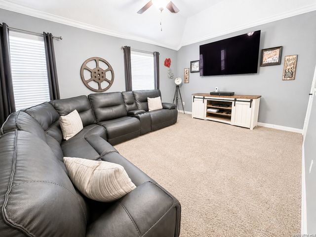 4518 Amos Pollard, San Antonio, TX 78253