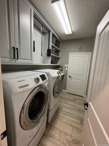 4518 Amos Pollard, San Antonio, TX 78253