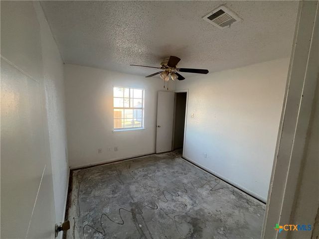 2302 Huckleberry Drive, Killeen, TX 76549