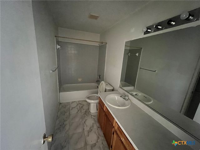 2302 Huckleberry Drive, Killeen, TX 76549