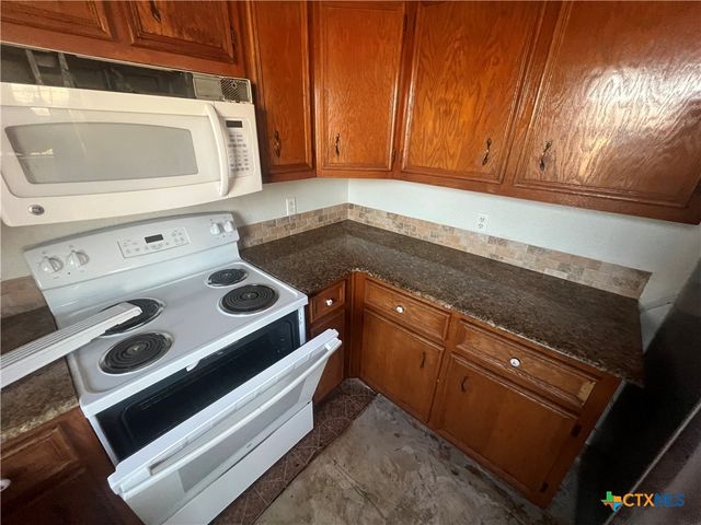 2302 Huckleberry Drive, Killeen, TX 76549