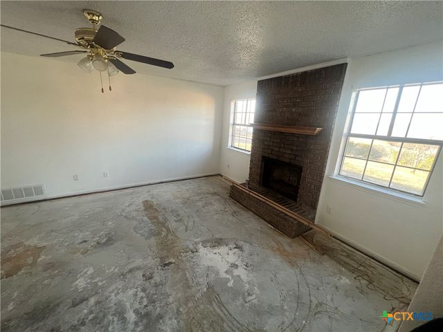 2302 Huckleberry Drive, Killeen, TX 76549