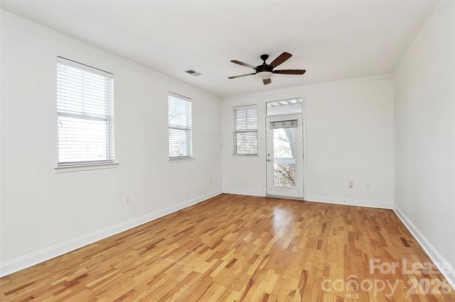 558 Oakland Avenue, Charlotte, NC 28204